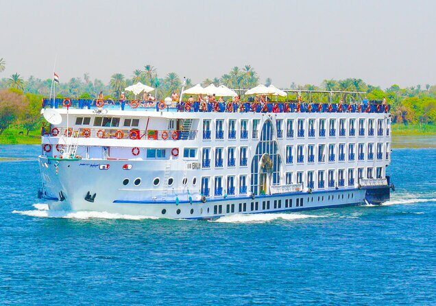 1. Cruise from Cairo